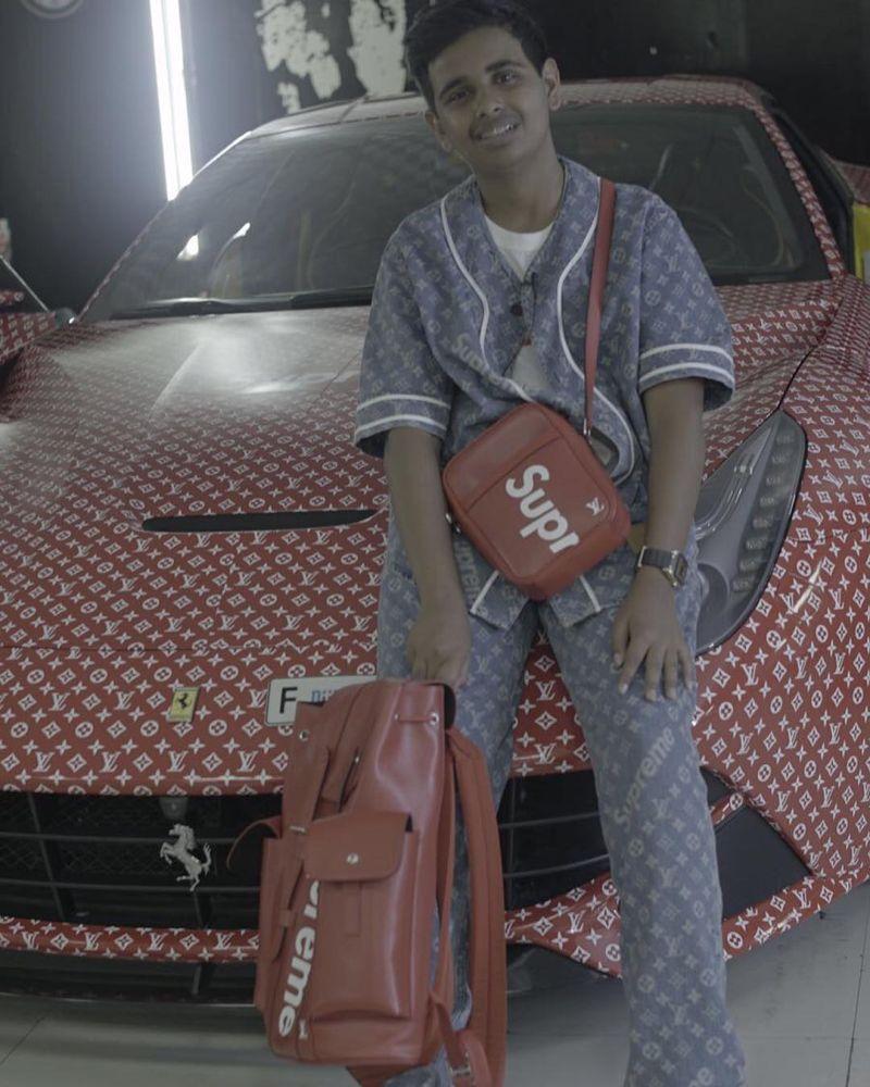 15-летний подросток из Дубая имеет Ferrari, украшенный логотипами Louis Vuitton и Supreme