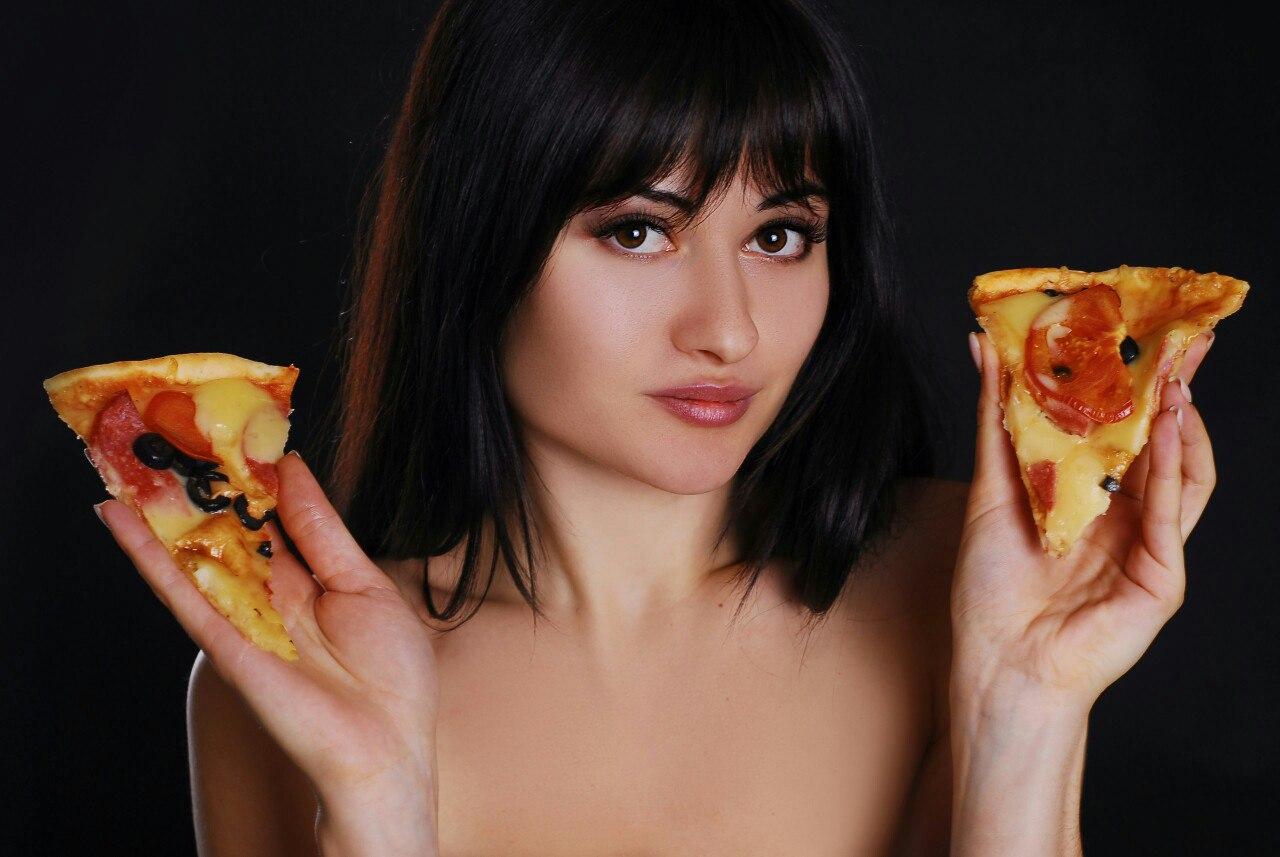 фотошоп девушка из куска пиццы фото 13