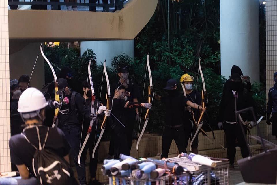 В Гонконге натуральный постапокалипсис в декорациях «Безумного Макса»