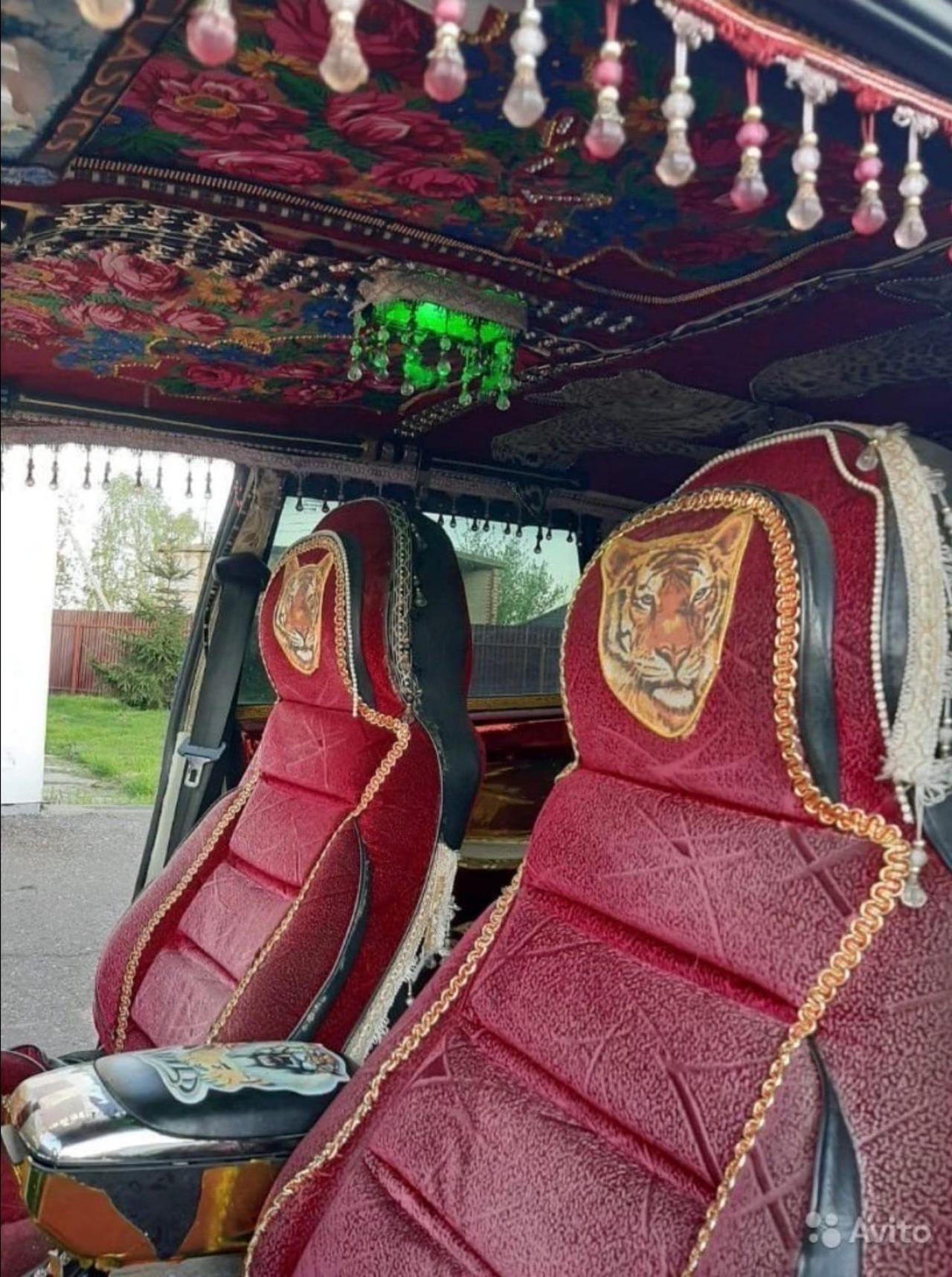 Автомобиль из эскорта ростовского барона