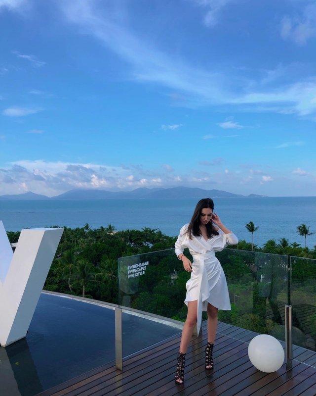 Алина Эванс: «учительница» из Караганды