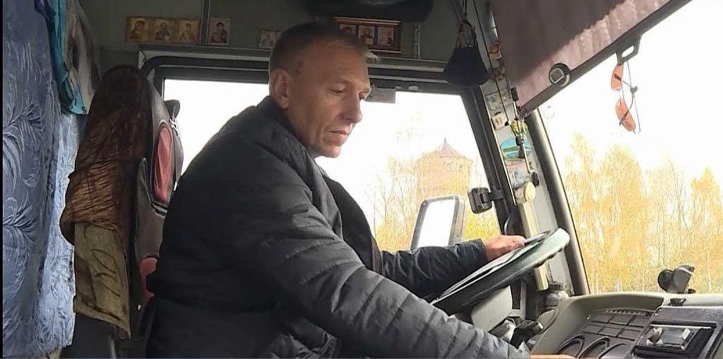 В Костромской области прошла инаугурация водителя автобуса, который стал главой района.