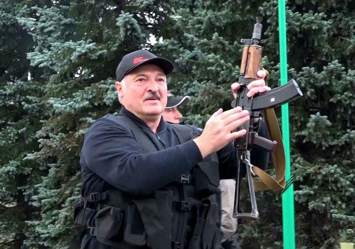 Белорусская армия поможет спасти Россию. От Украины