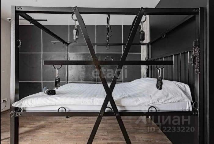 В центре Екатеринбурга продают уютную BDSM-студию