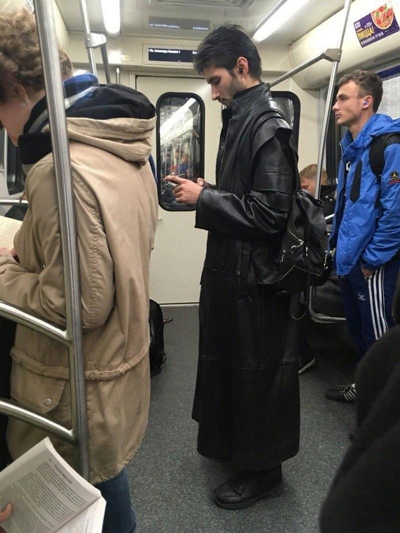 Модники из российского метрополитена