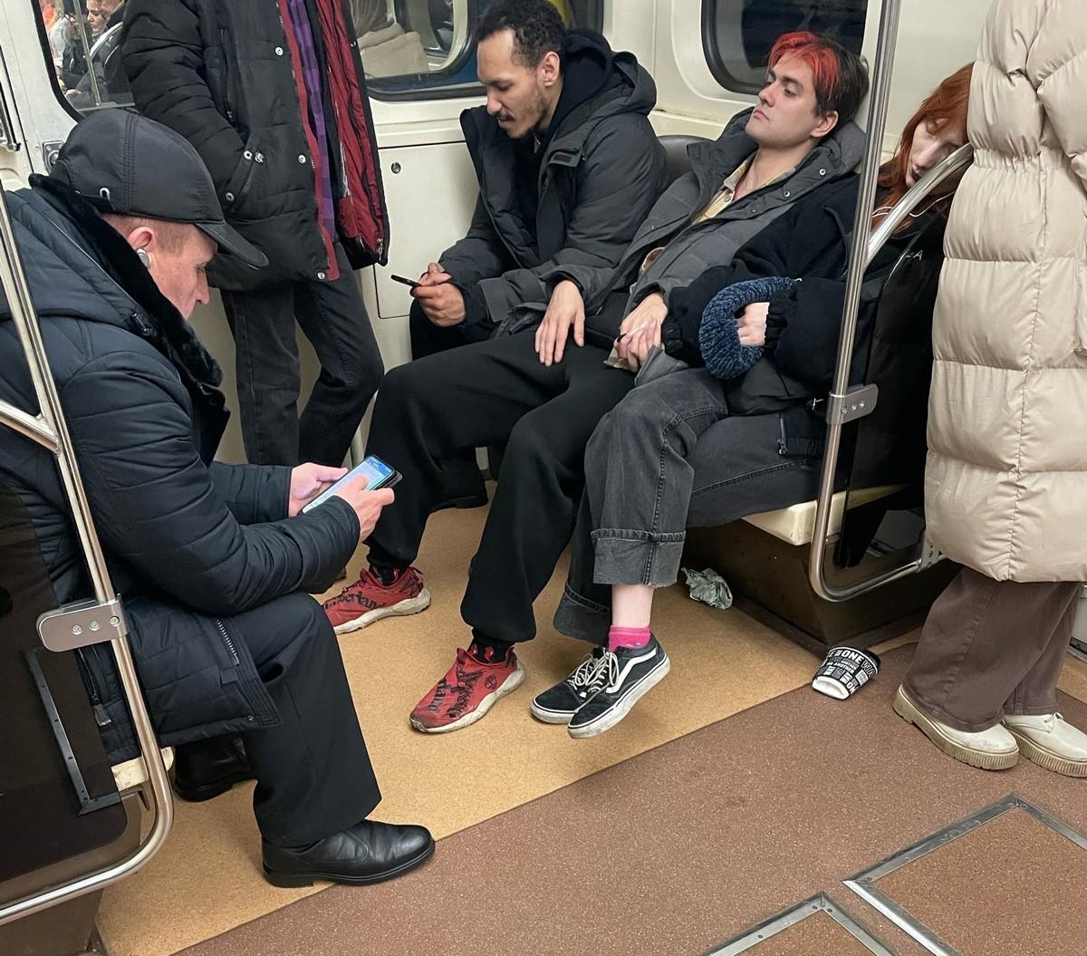 Модники из российского метрополитена