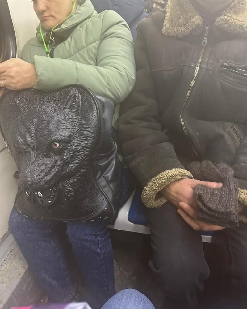 Модники из российского метрополитена
