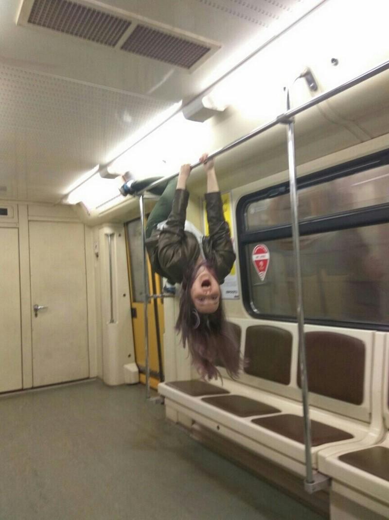 Модники из российского метрополитена