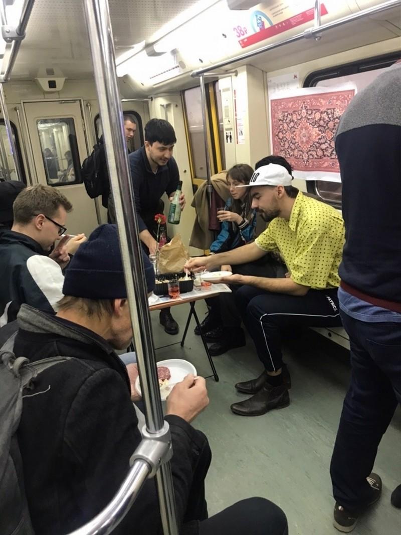 Модники из российского метрополитена