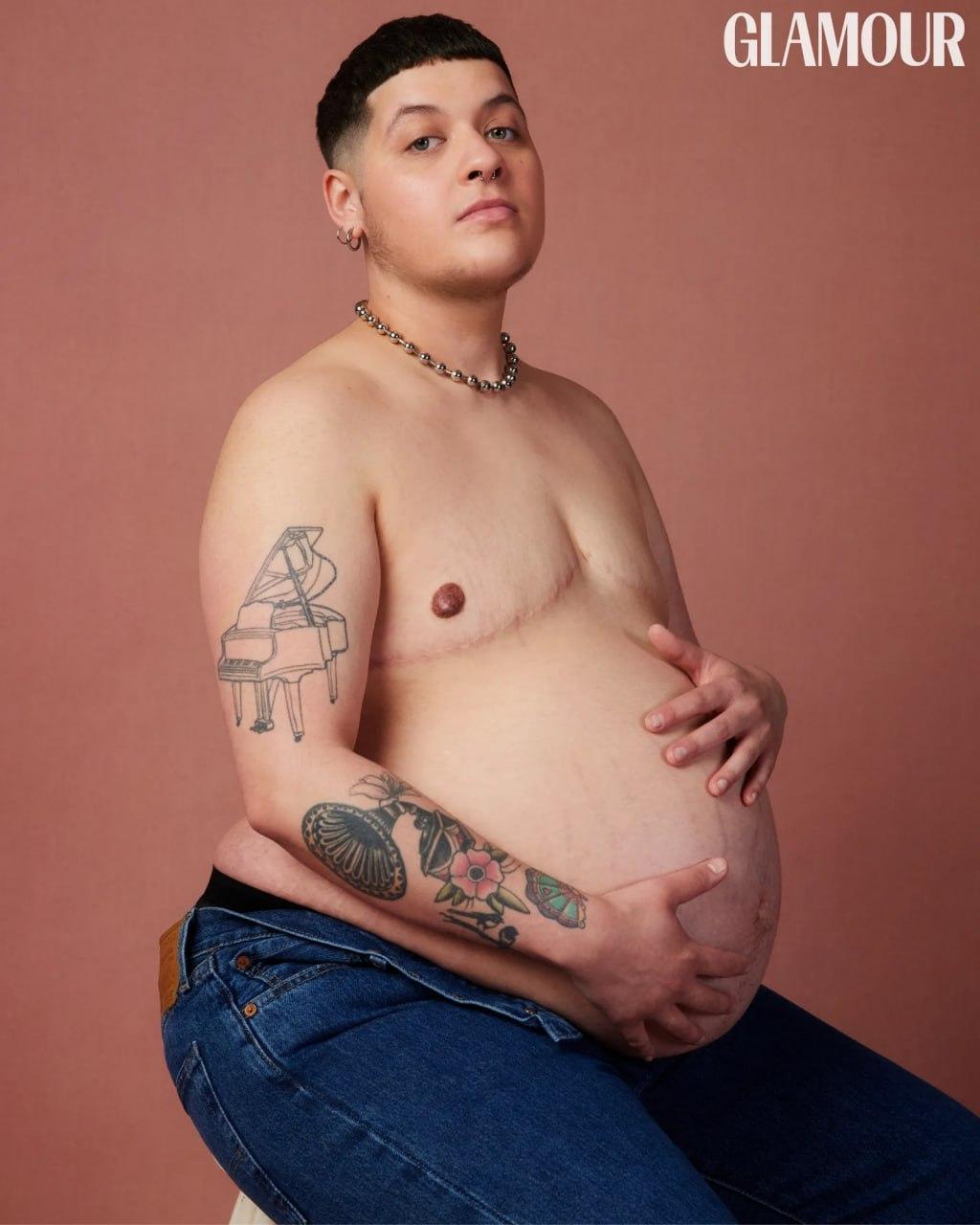 Модный журнал Glamour поместил на обложку беременного трансгендера Логана Брауна