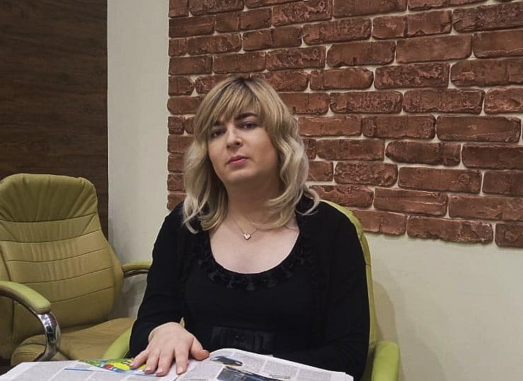 Первая в России трансгендерная женщина-политик сообщила об обратном переходе и попросила прощения у всего российского народа.