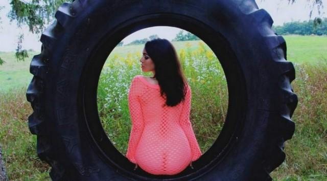 Девушки бывают разные