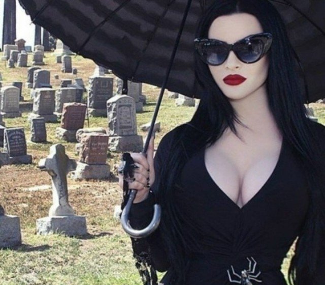 Темный секрет...