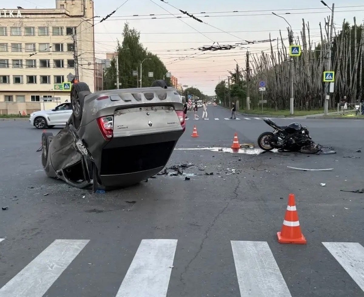 Авария с байкером в Кирове