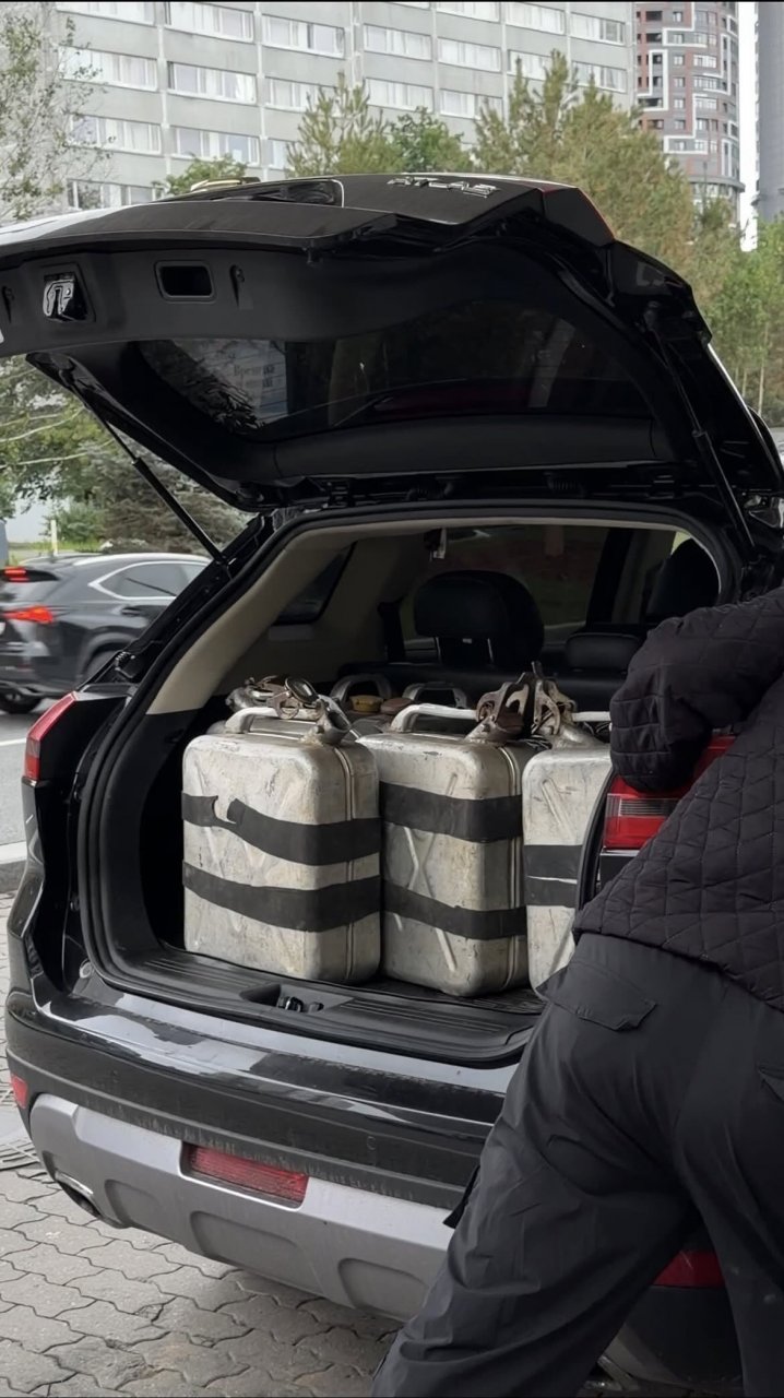 Цены на топливо в Москве тем временем бьют рекорды