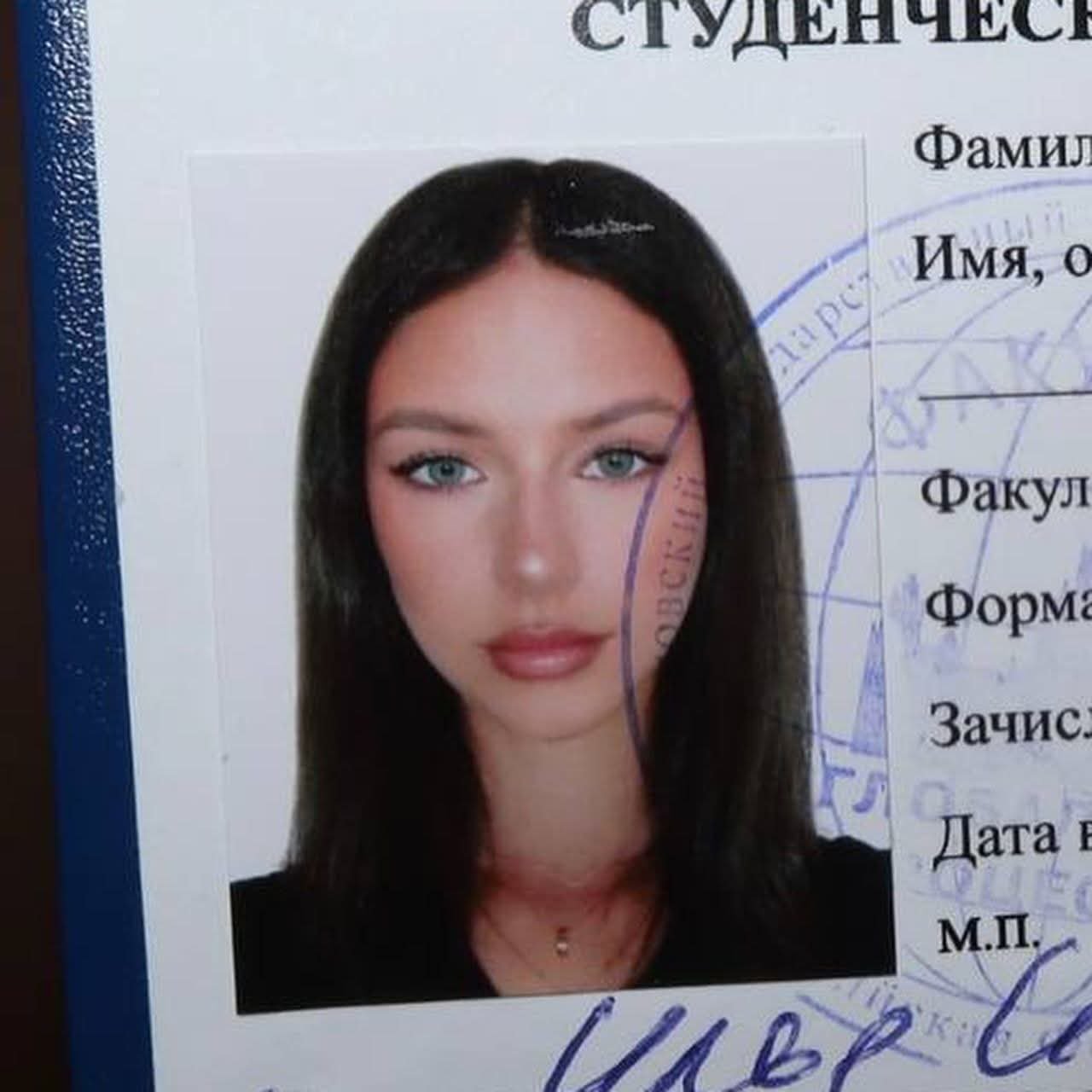 Красавицы-первокурсницы МГУ