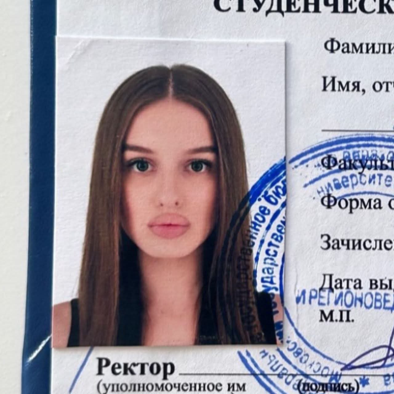 Красавицы-первокурсницы МГУ